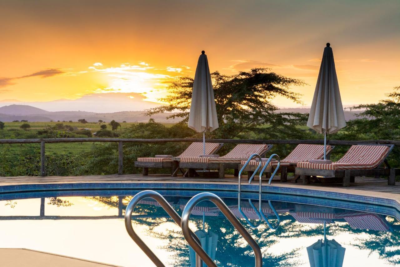 מטו וואמבו Escarpment Luxury Lodge Manyara מראה חיצוני תמונה