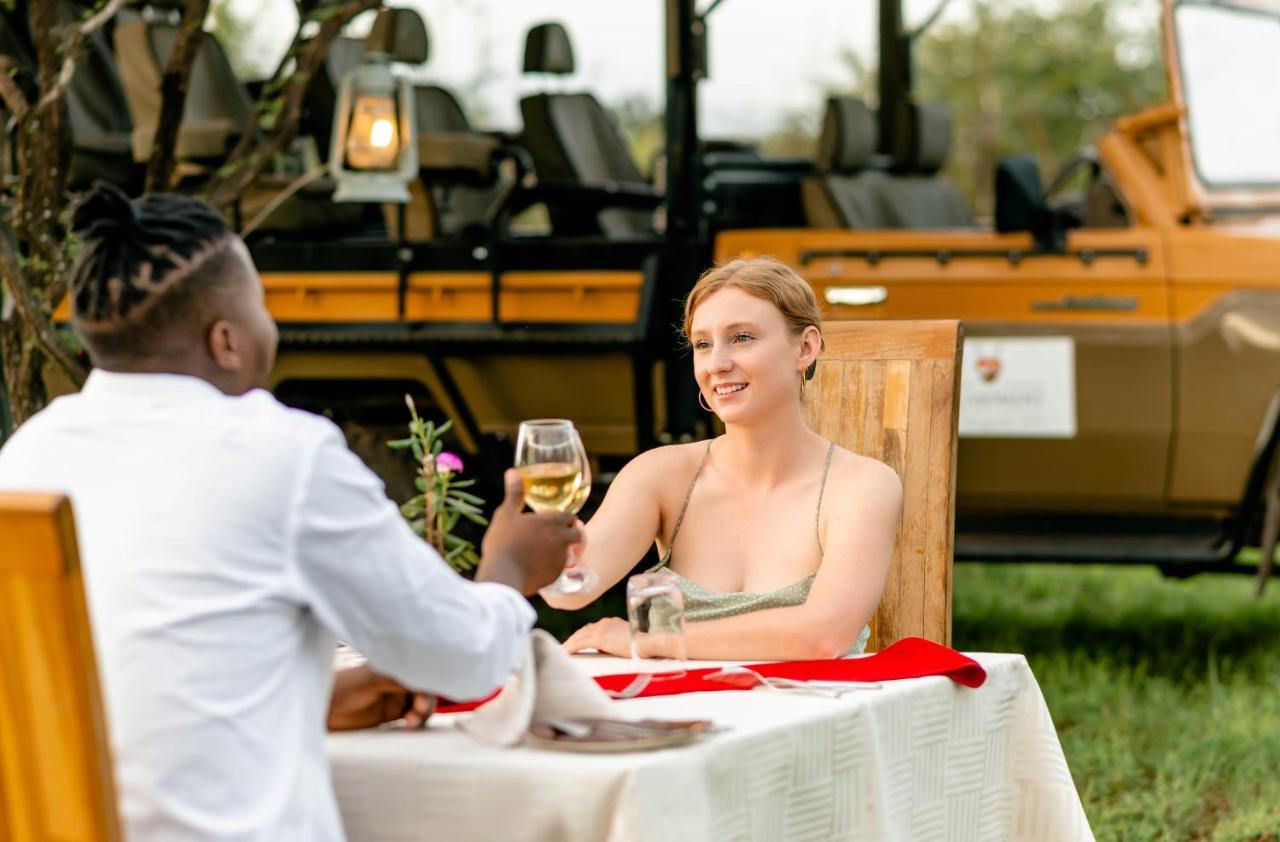 מטו וואמבו Escarpment Luxury Lodge Manyara מראה חיצוני תמונה
